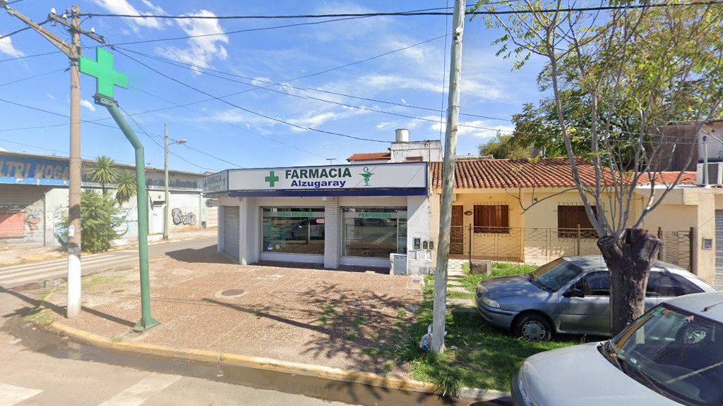 Frente de Farmacia Alzugaray